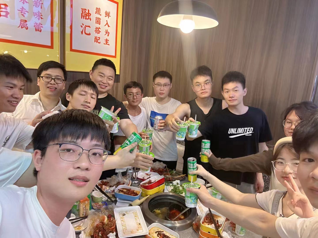 揚(yáng)帆起航，共創(chuàng)佳績(jī)